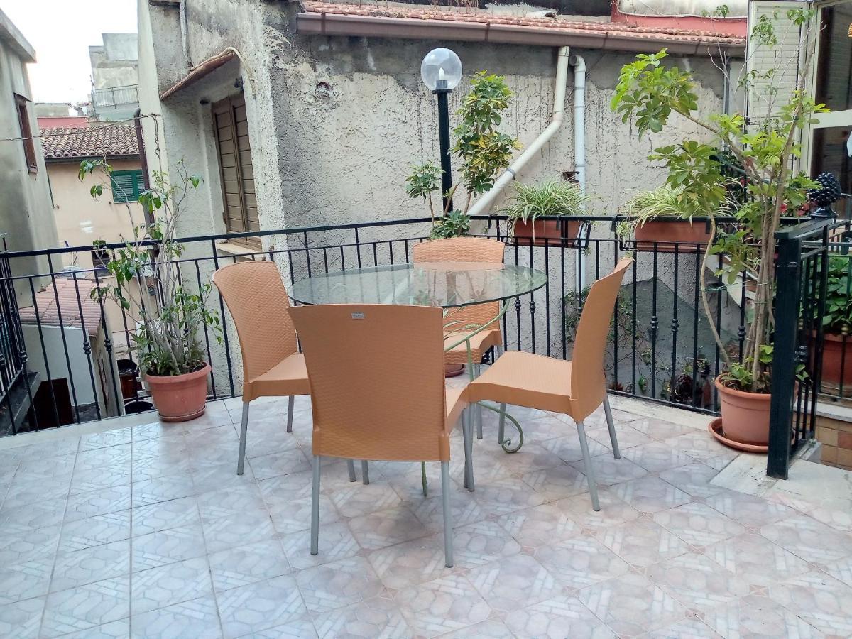 B&B Villa Maria Giardini Naxos Eksteriør billede